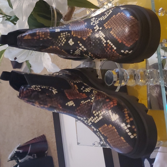 Circus By Sam Edelman - Picture 2 of 4